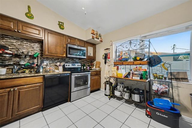 3635 BALI DRIVE, Sarasota, FL 34232