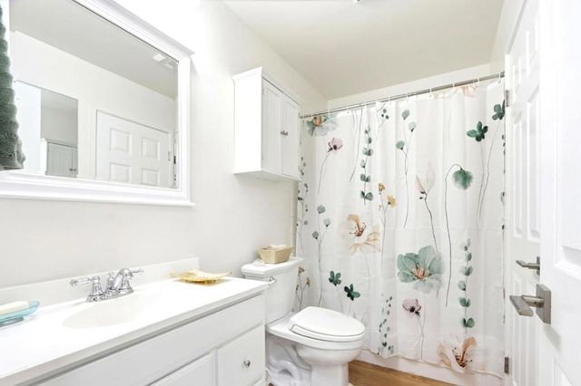 150 W Edith Avenue 13, Los Altos, CA 94022