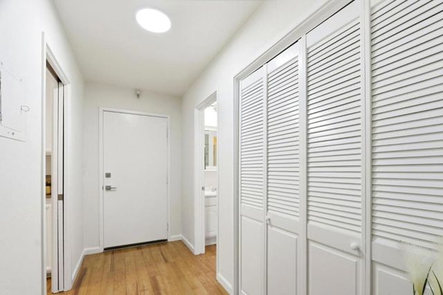 150 W Edith Avenue 13, Los Altos, CA 94022