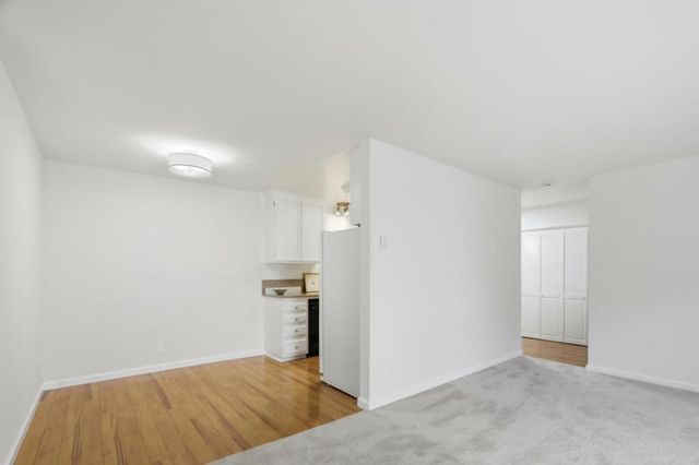 150 W Edith Avenue 13, Los Altos, CA 94022