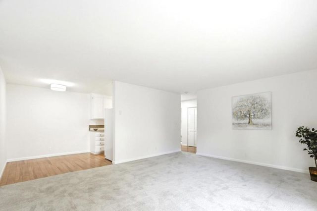 150 W Edith Avenue 13, Los Altos, CA 94022