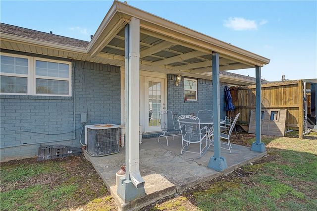 903, 905, 907 W Banz Road, Rogers, AR 72758