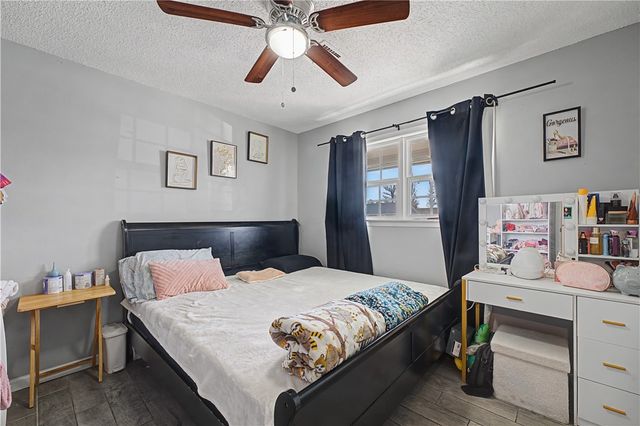 903, 905, 907 W Banz Road, Rogers, AR 72758