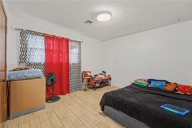 903, 905, 907 W Banz Road, Rogers, AR 72758