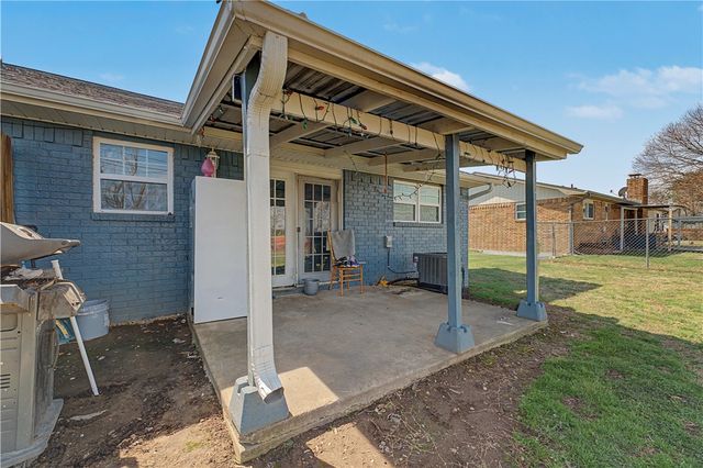 903, 905, 907 W Banz Road, Rogers, AR 72758