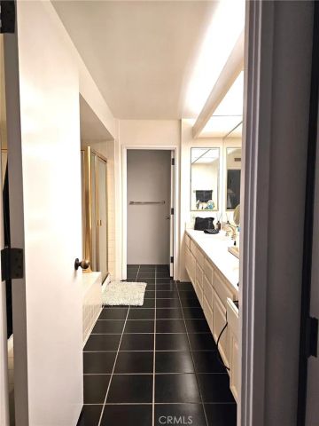 222 Monterey Road 104, Glendale, CA 91206