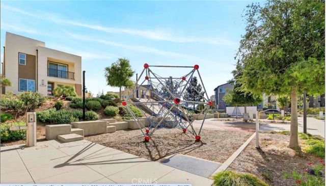 352 Tank, Irvine, CA 92618