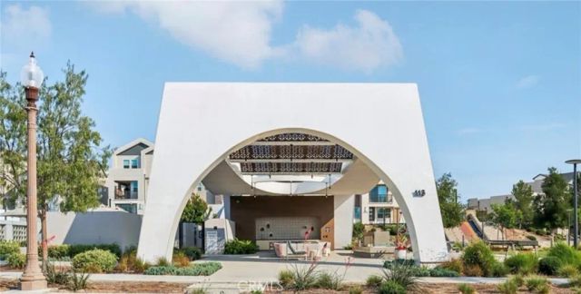 352 Tank, Irvine, CA 92618