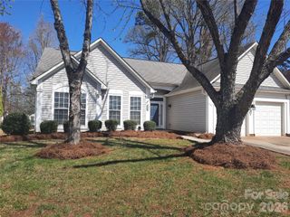 5305 Chinemist Court, Charlotte, NC 28269