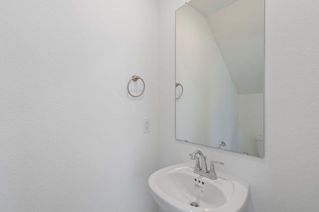 7635 Swooping Swallow Lane, Katy, TX 77493