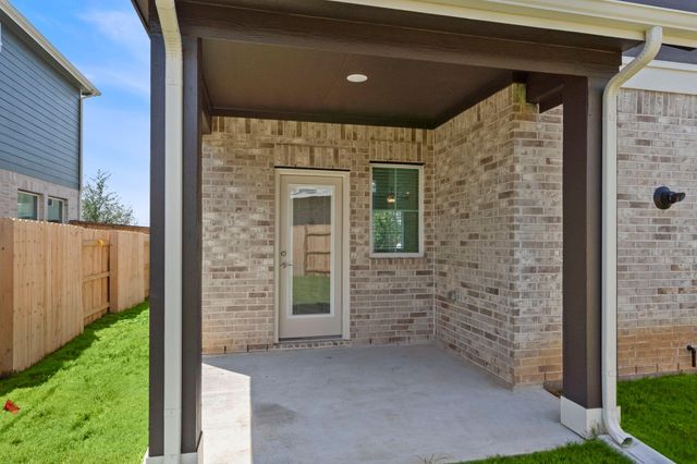 7635 Swooping Swallow Lane, Katy, TX 77493