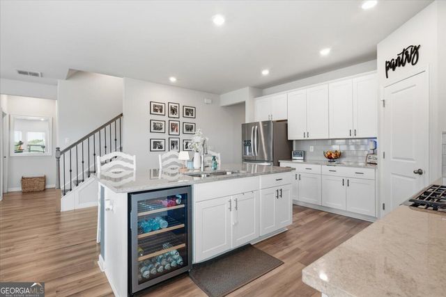 638 Valdosta Drive, Canton, GA 30114