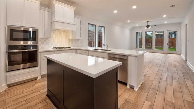 2438 Auburn Street, Fate, TX 75087