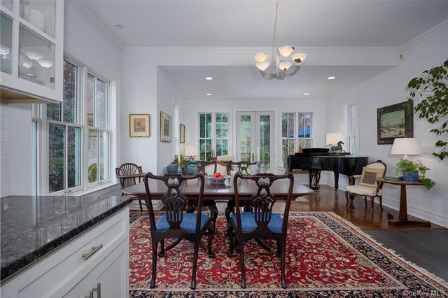 528 Eagle Valley Road, Tuxedo Park, NY 10987