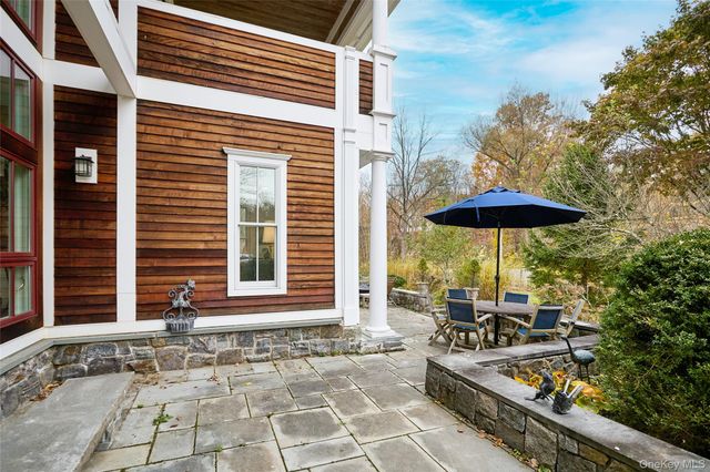 528 Eagle Valley Road, Tuxedo Park, NY 10987