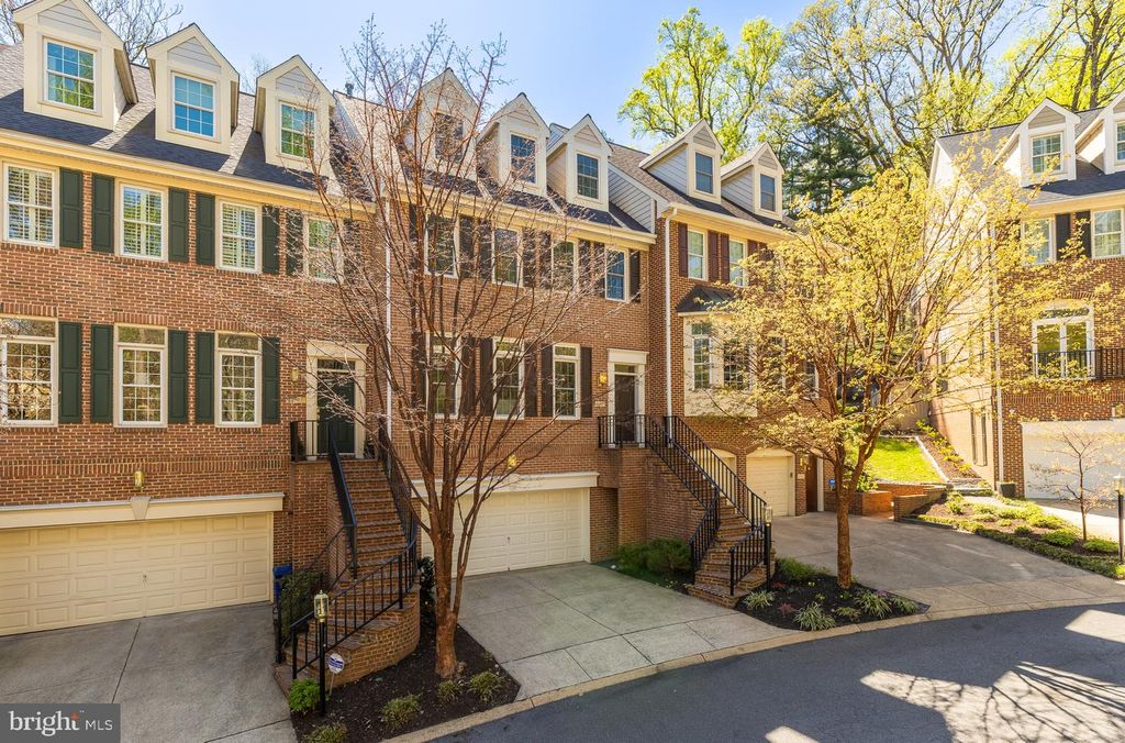 2170 21ST CT N, Arlington, VA 22201