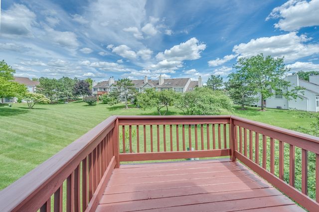 249 Sierra Pass Drive, Schaumburg, IL 60194