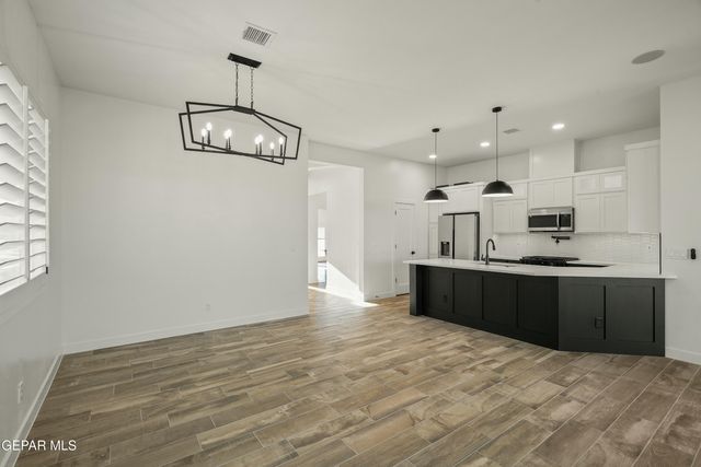 13912 Carolina Ponce Avenue, Horizon City, TX 79928