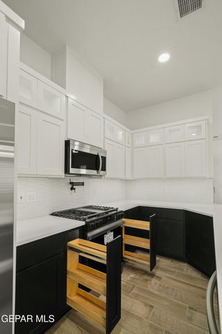 13912 Carolina Ponce Avenue, Horizon City, TX 79928