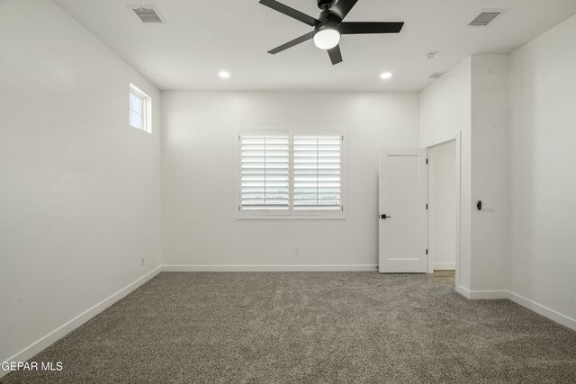 13912 Carolina Ponce Avenue, Horizon City, TX 79928