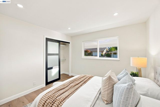 2500 Lancaster Ct, Hayward, CA 94542