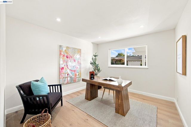 2500 Lancaster Ct, Hayward, CA 94542