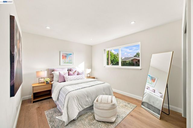 2500 Lancaster Ct, Hayward, CA 94542