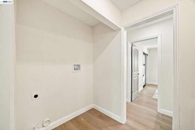 2500 Lancaster Ct, Hayward, CA 94542