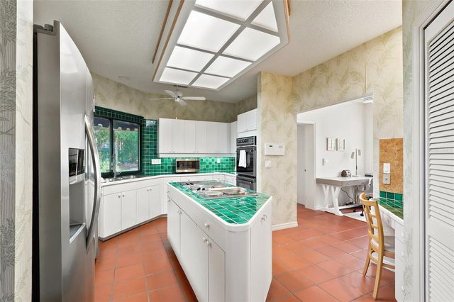 5359 SADDLEBROOK WAY, Wesley Chapel, FL 33543