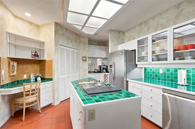 5359 SADDLEBROOK WAY, Wesley Chapel, FL 33543