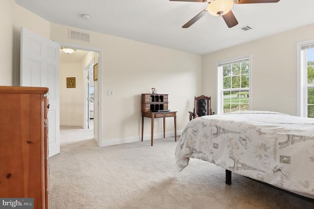 1404 CREST WAY, York, PA 17403