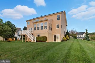 1404 CREST WAY, York, PA 17403