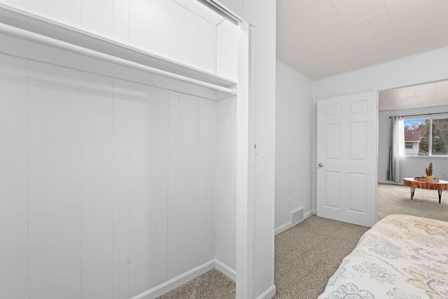 420 E Sanson Ave, Spokane, WA 99207