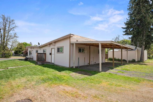 420 E Sanson Ave, Spokane, WA 99207