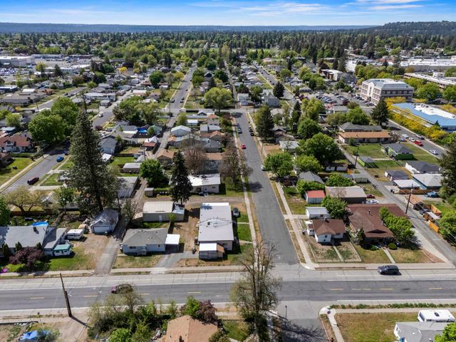 420 E Sanson Ave, Spokane, WA 99207