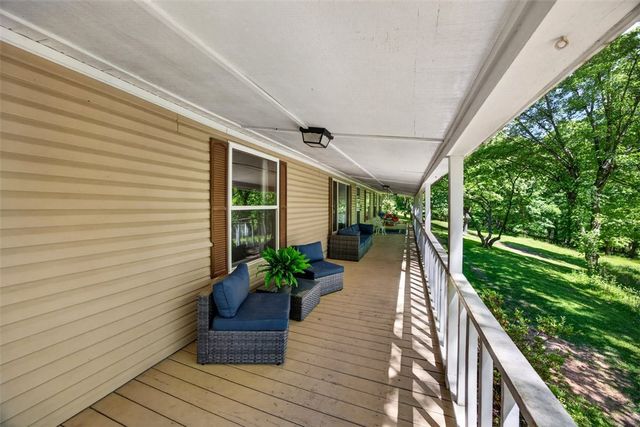 1287 Madison 7250, Huntsville, AR 72740