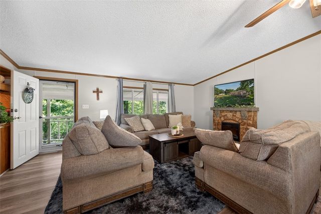 1287 Madison 7250, Huntsville, AR 72740