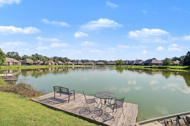 8293 Quiet Creek Dr, Denham Springs, LA 70726