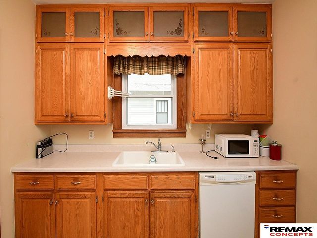 850 S 36th Street, Lincoln, NE 68510