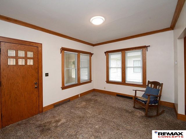 850 S 36th Street, Lincoln, NE 68510