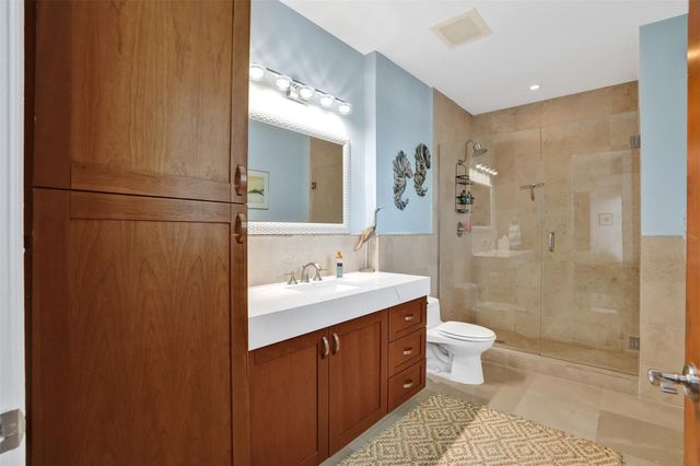 516 Hendricks Isle 4A, Fort Lauderdale, FL 33301