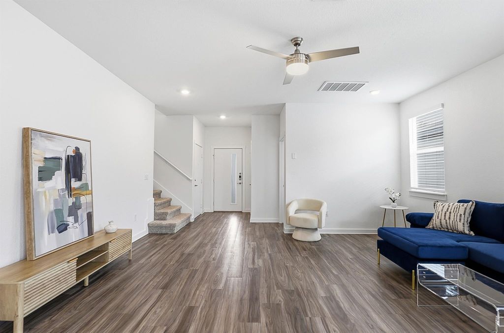 220 Centuryplant RD, Leander, TX 78641