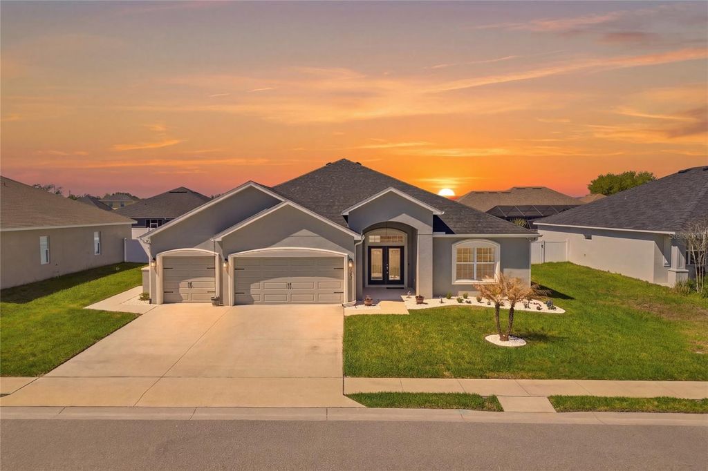 Image 1 of property listing at 6847 TREYMONT DRIVE, Lakeland, FL 33813