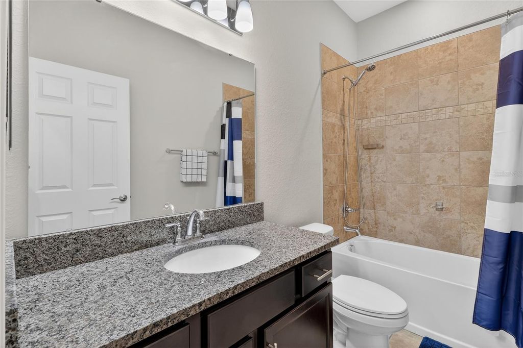 Image 34 of property listing at 6847 TREYMONT DRIVE, Lakeland, FL 33813