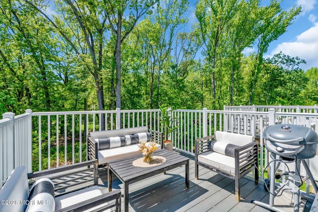 106 Arose Lane, Middletown, NJ 07748