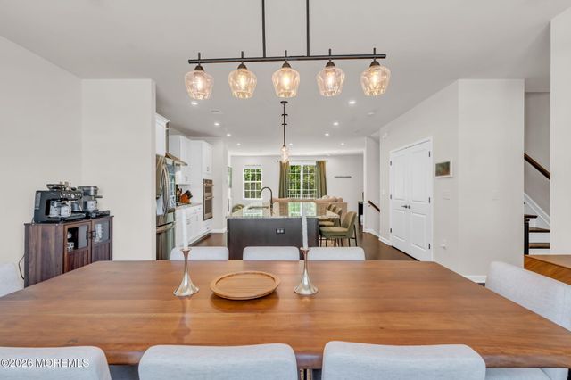 106 Arose Lane, Middletown, NJ 07748