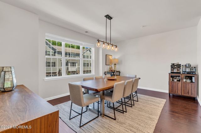 106 Arose Lane, Middletown, NJ 07748