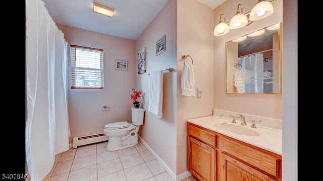 25 Wenonah Ave, Parsippany-troy Hills Twp., NJ 07034