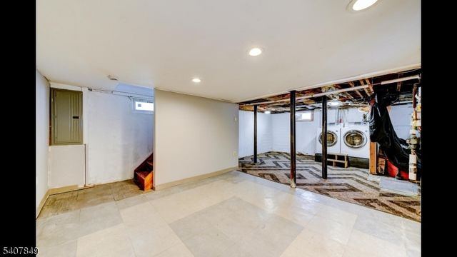 25 Wenonah Ave, Parsippany-troy Hills Twp., NJ 07034