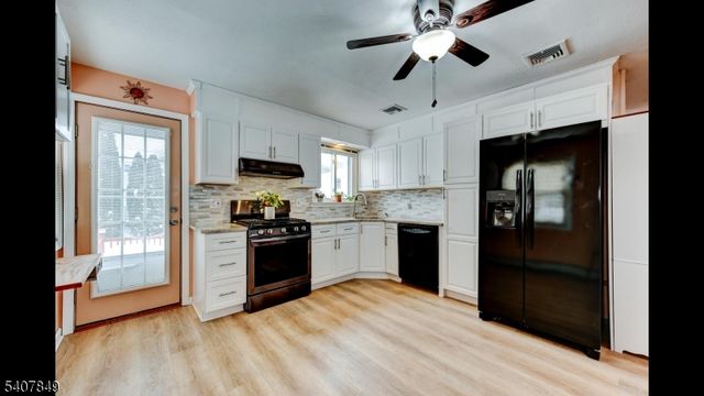 25 Wenonah Ave, Parsippany-troy Hills Twp., NJ 07034